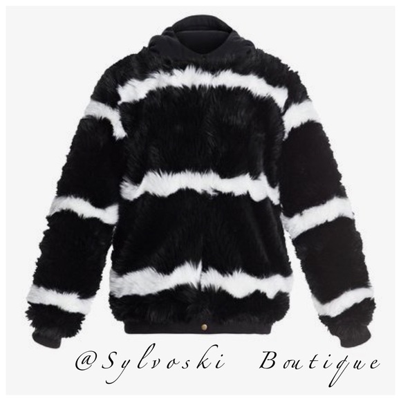 🔥 Roxy Carrie Technical Faux Fur Jacket NWT - Picture 5 of 8